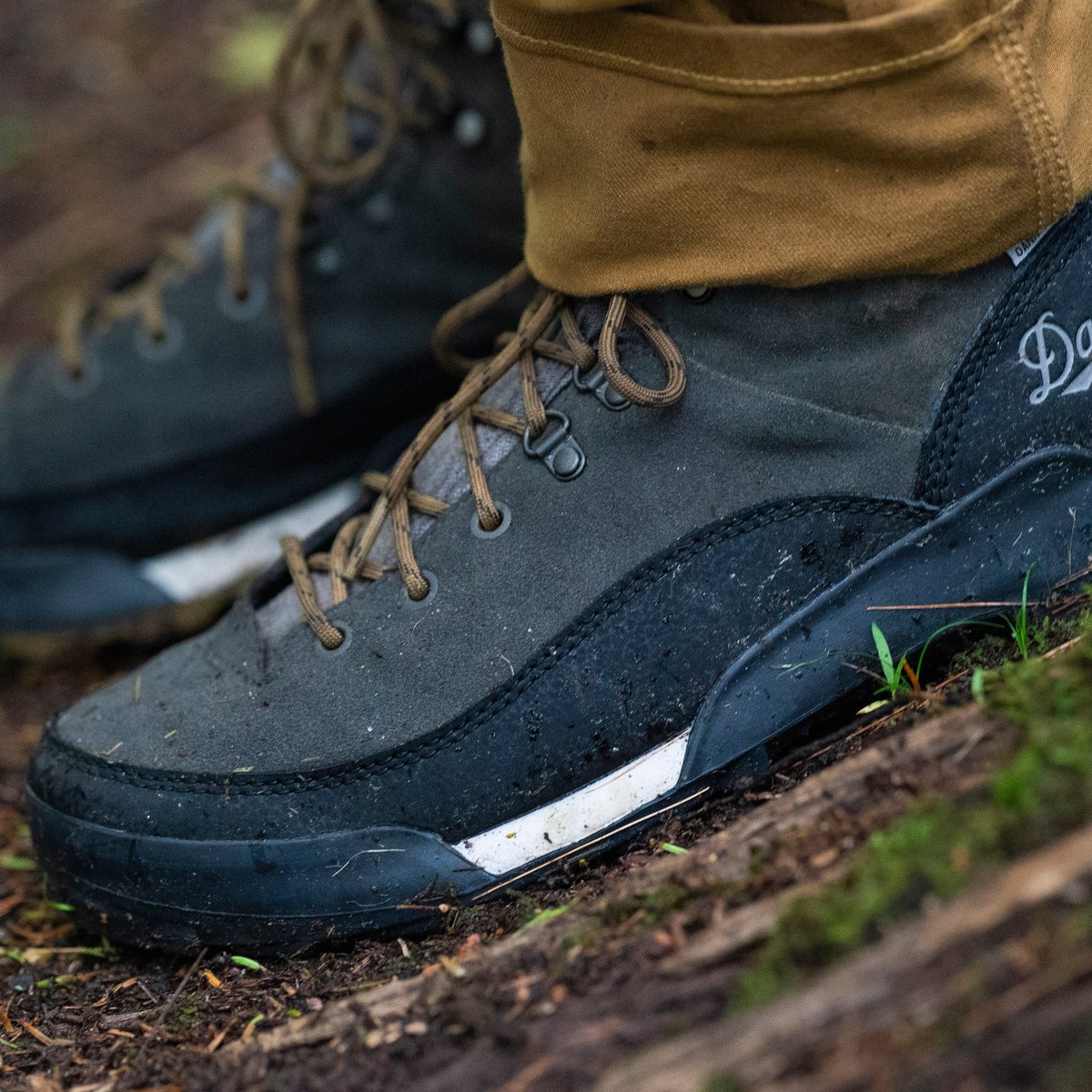 Panorama Low 4" Black Olive / Danner Classic