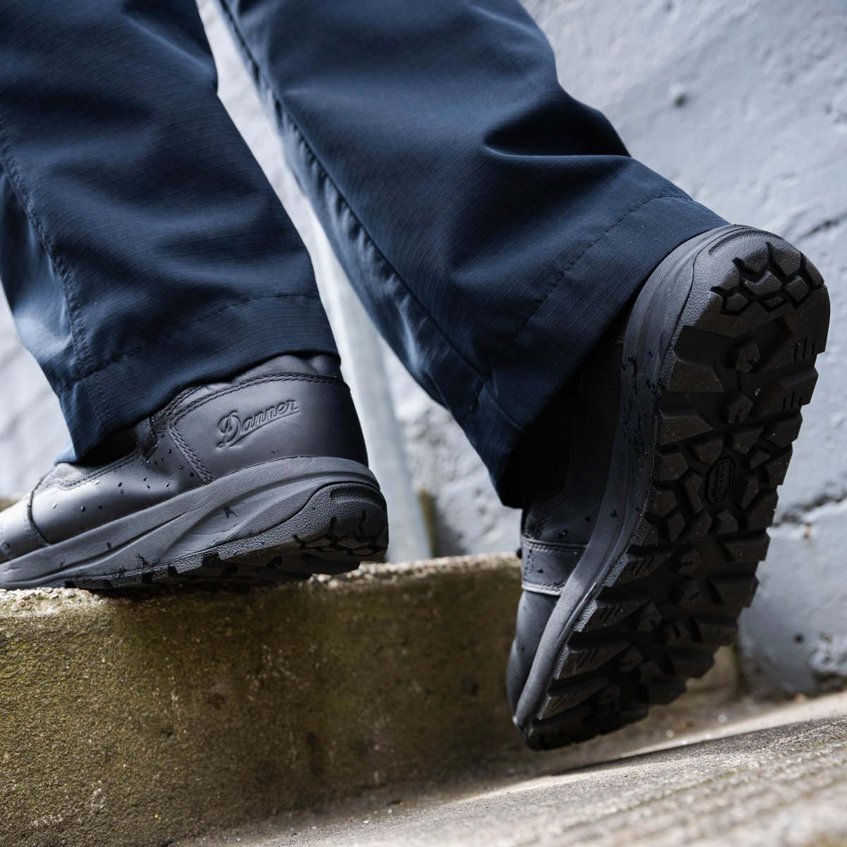 Resurgent Tactical Black / Danner Hot Sale
