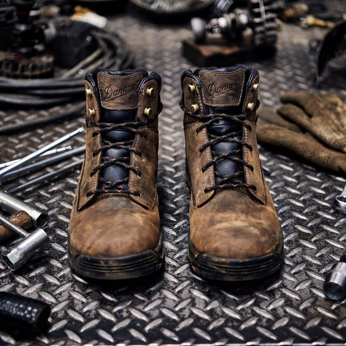 Caliper 5" Brown Aluminum Toe / Danner Best Seller