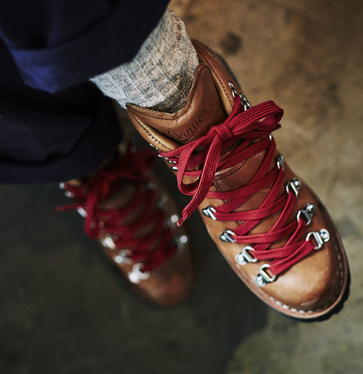 Mountain Light Cascade / Danner Featured