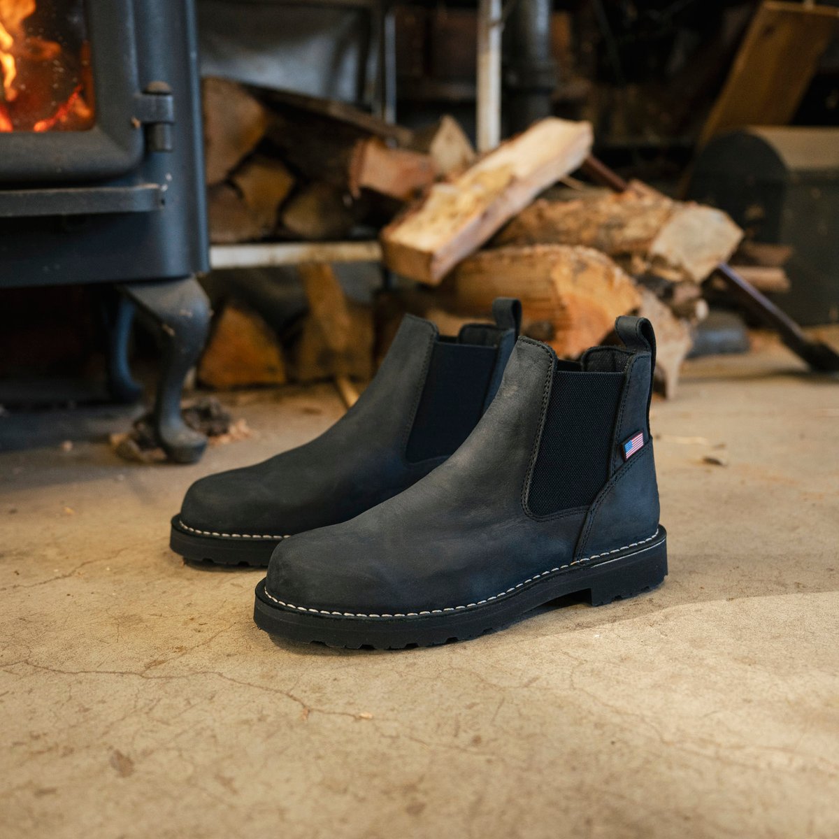 Bull Run Chelsea 6" Black / Danner Great Value