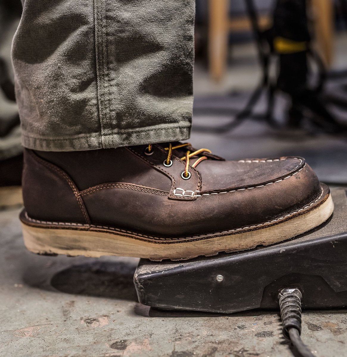 Bull Run Moc Toe 6" Brown Steel Toe / Danner Popular