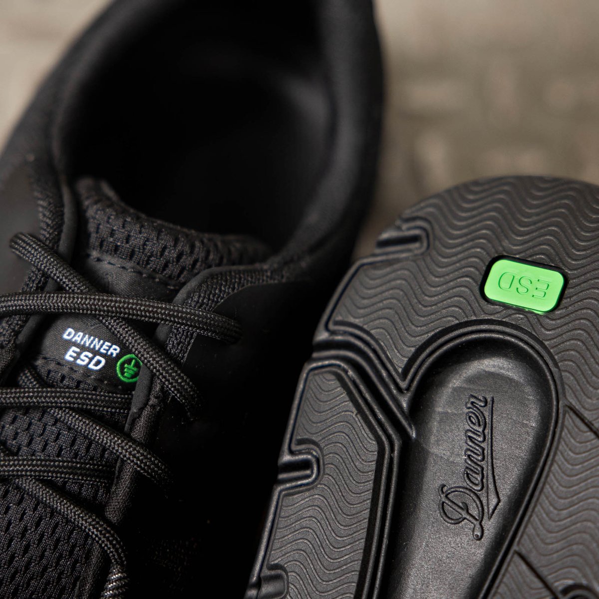 Run Time 3 ESD Black Composite Toe (NMT) / Danner Essential