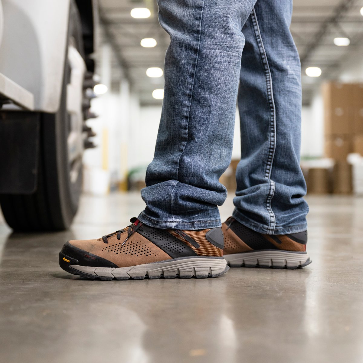 Lead Time Brown Composite Toe (NMT) / Danner Smart Buy