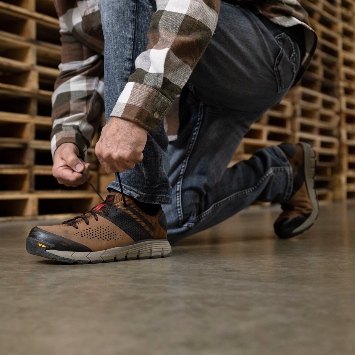 Lead Time Brown Composite Toe (NMT) / Danner Smart Buy