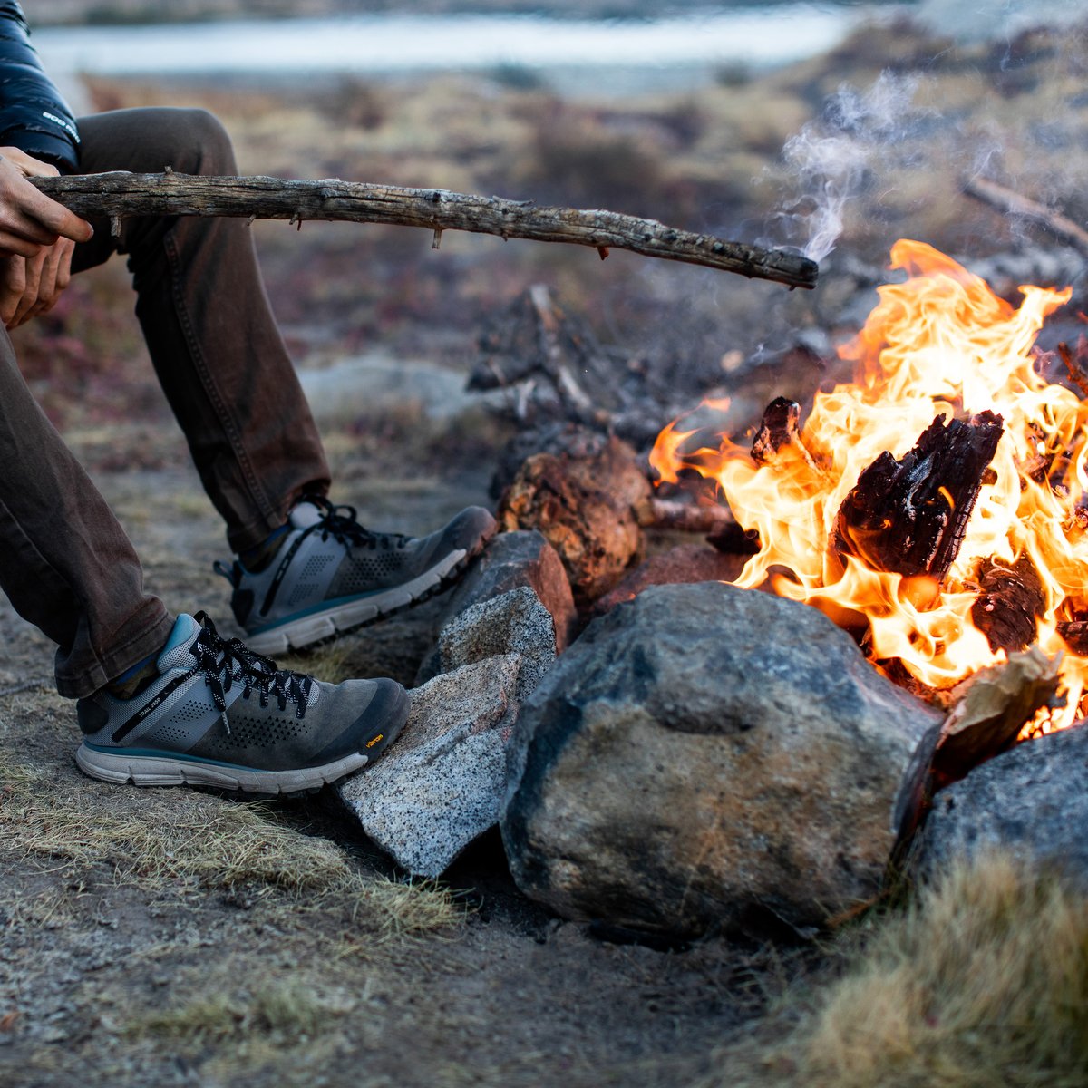 Trail 2650 Charcoal/Goblin Blue / Danner Essential