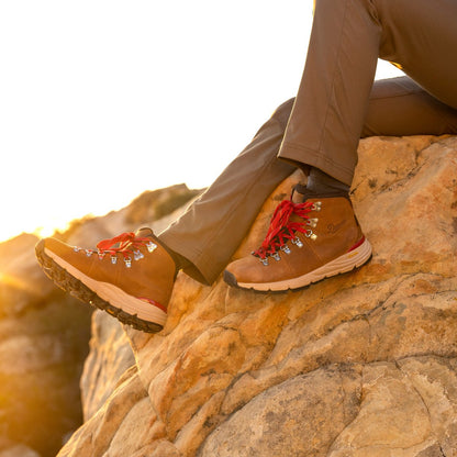 Mountain 600 Leaf GTX Grizzly Brown/Rhodo Red / Danner Everyday
