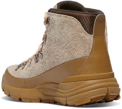 Mountain 600 ID Almond Butter / Danner Latest