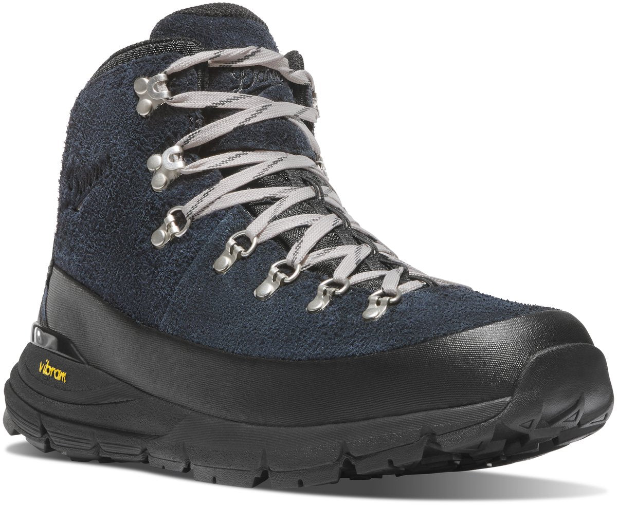 Mountain 600 ID Jet Black / Danner Deals