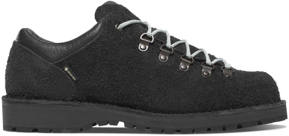 Trail Field Jet Black / Danner Trusted