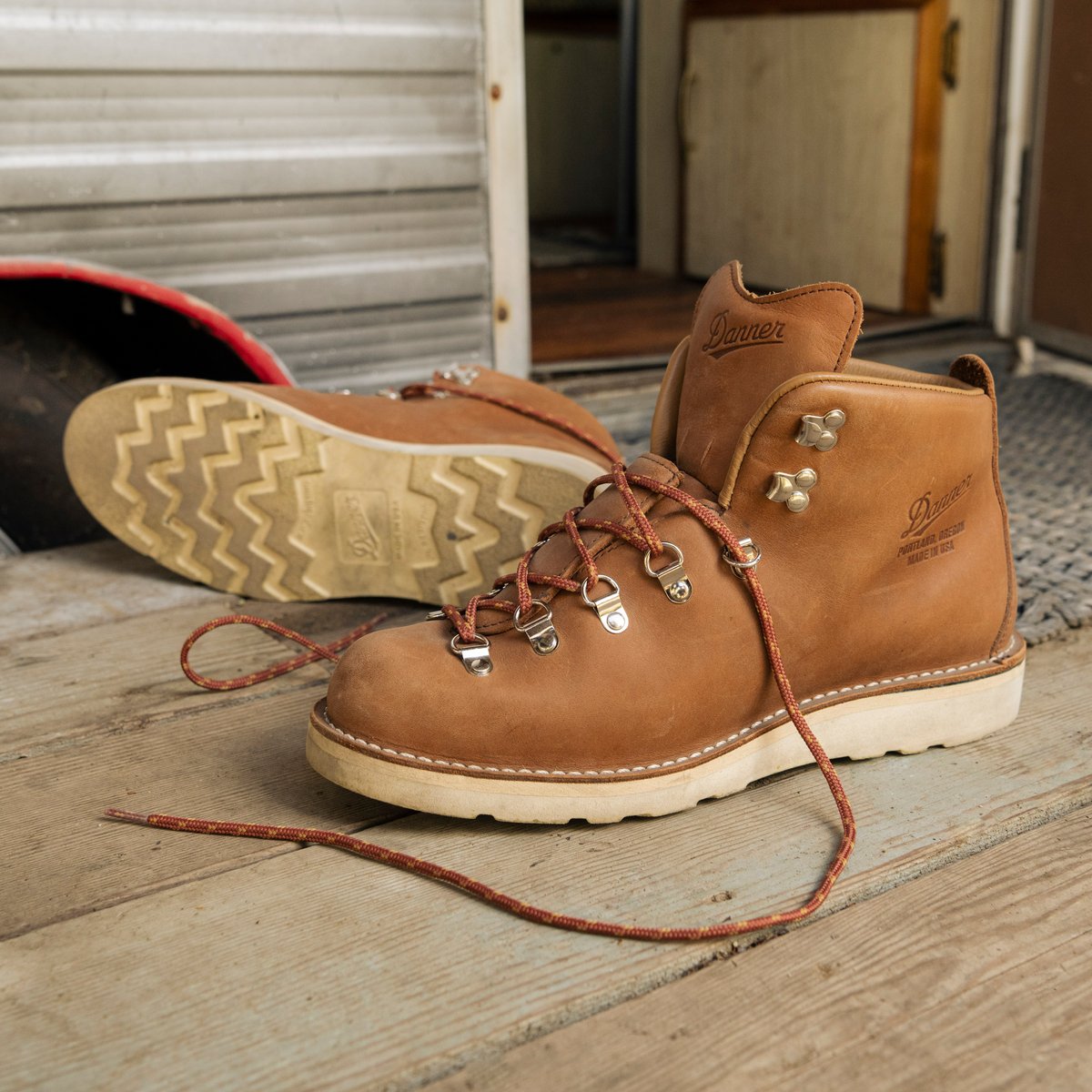 Mountain Light Kenton / Danner Classic