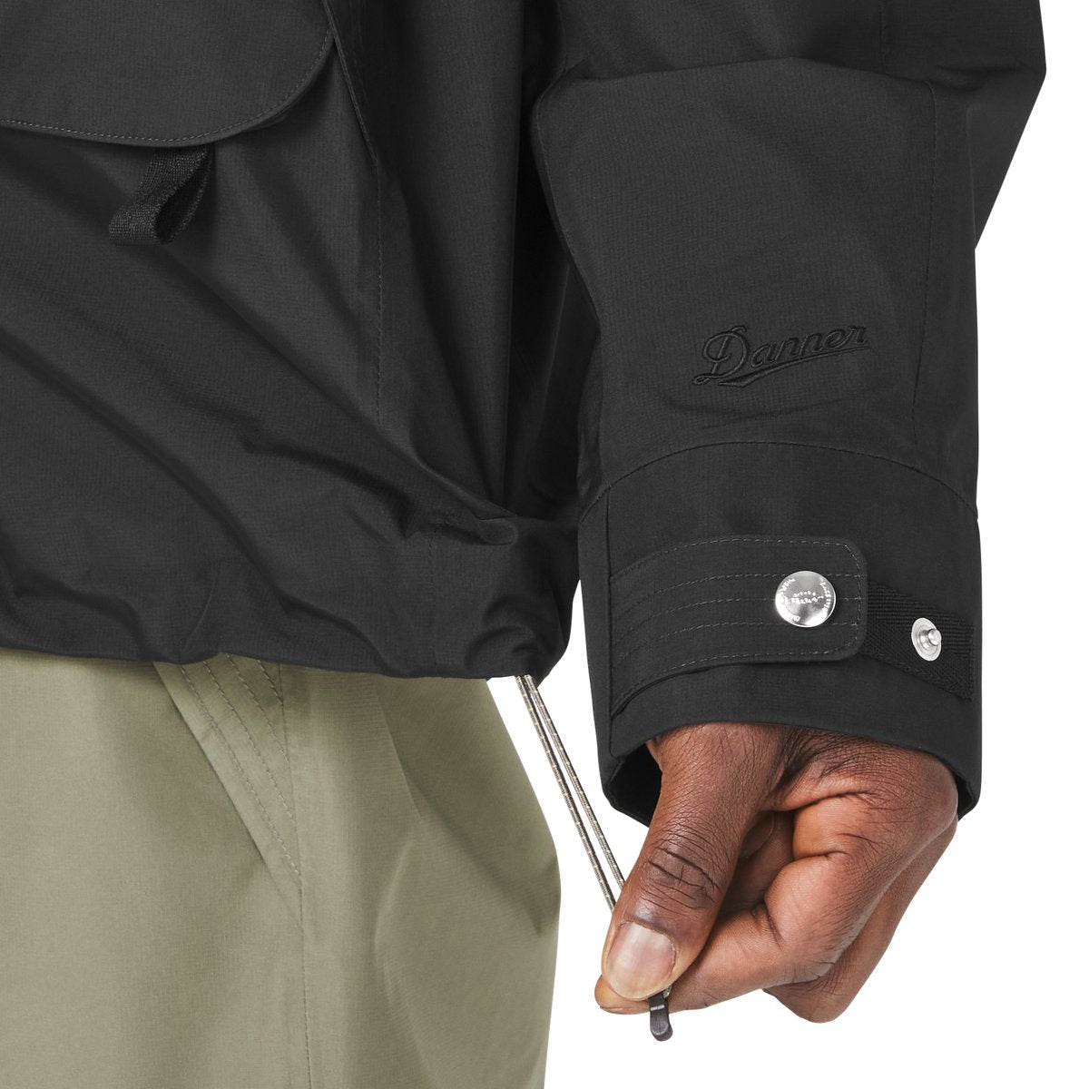 Cascade Crest Packable GTX Jacket Black / Danner New