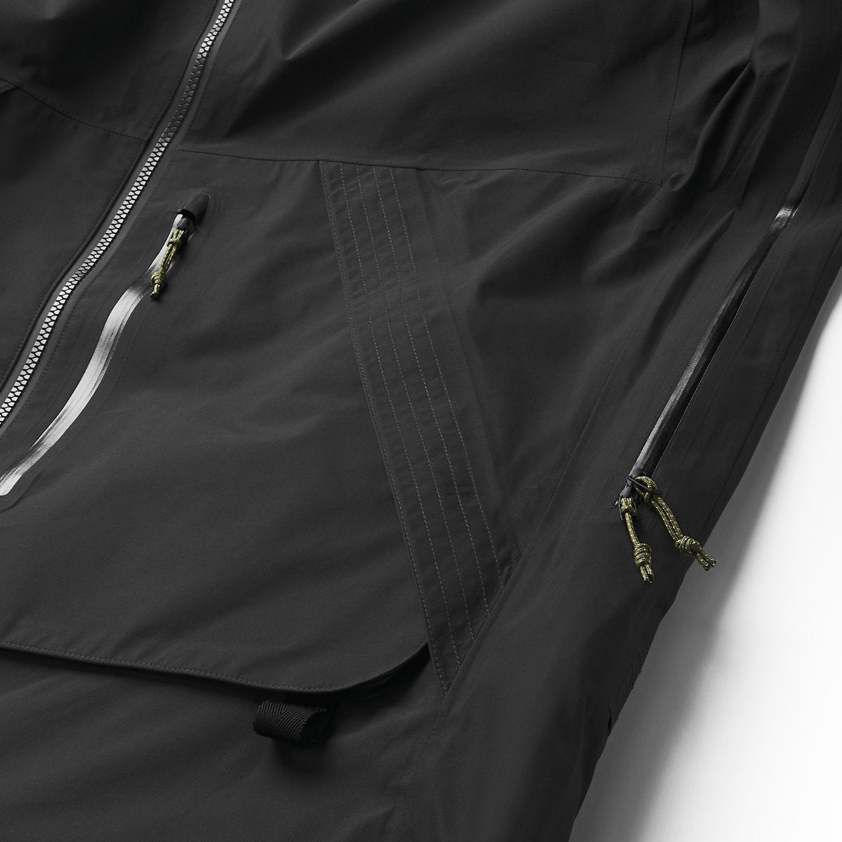 Cascade Crest Packable GTX Jacket Black / Danner New