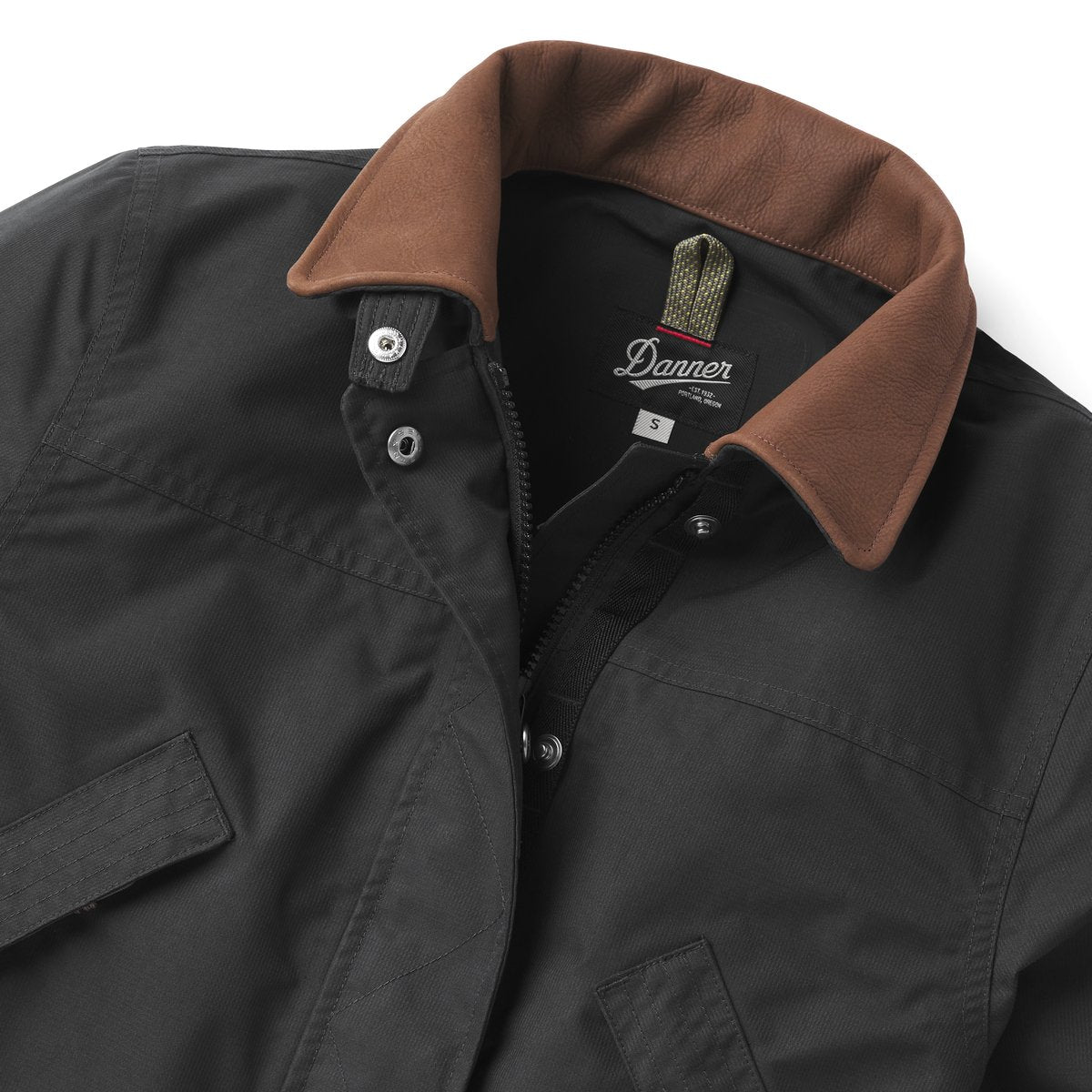 Woodsman GTX Jacket Black / Danner Best Price