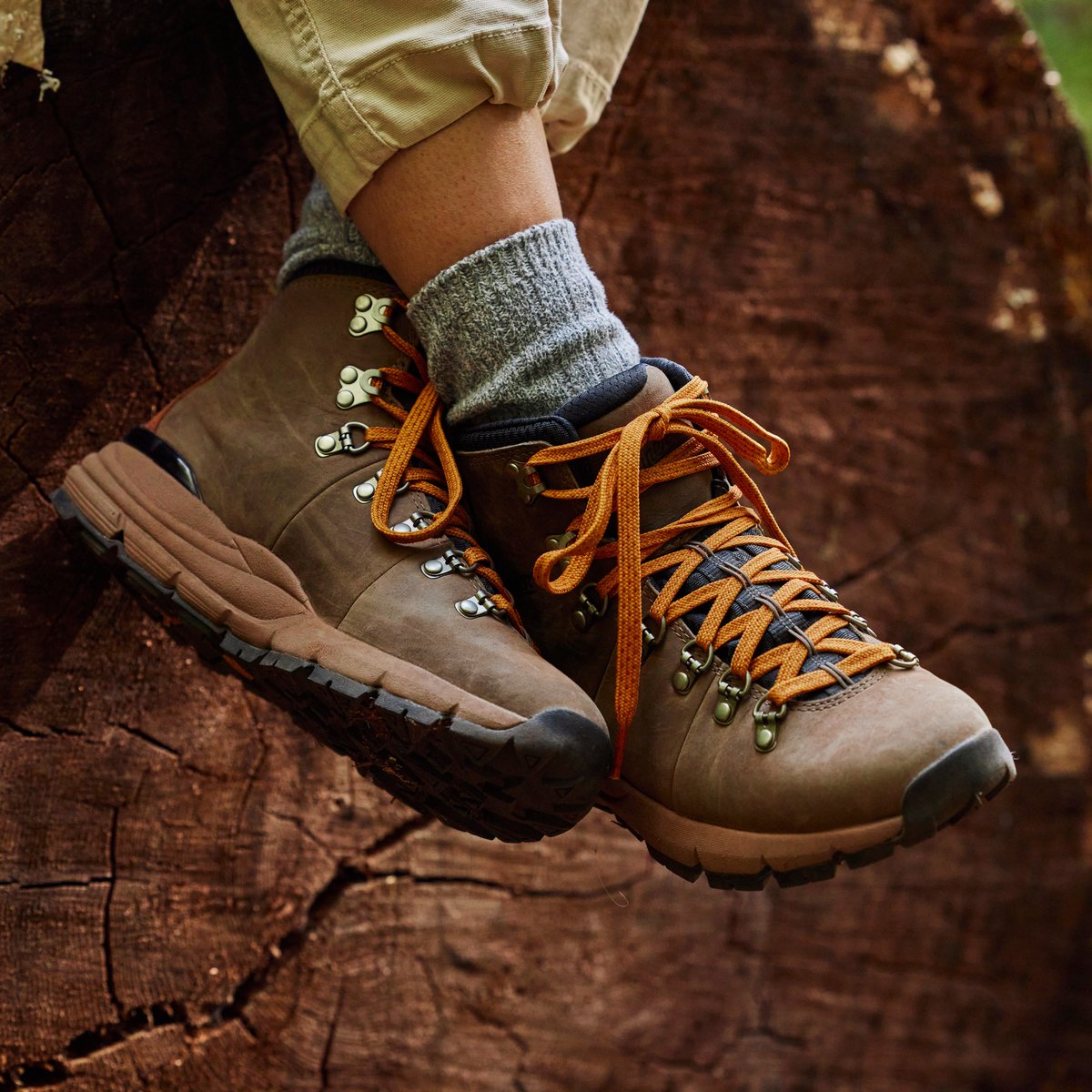 Mountain 600 Chocolate Chip/Golden Oak / Danner Sale