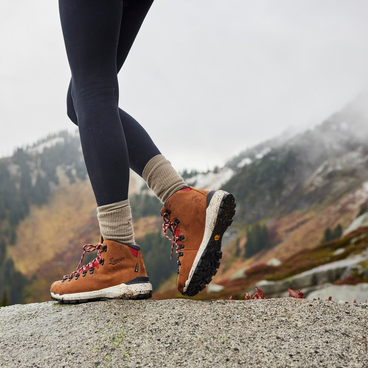 Mountain 600 EVO Mocha Brown/Rhodo Red / Danner Featured