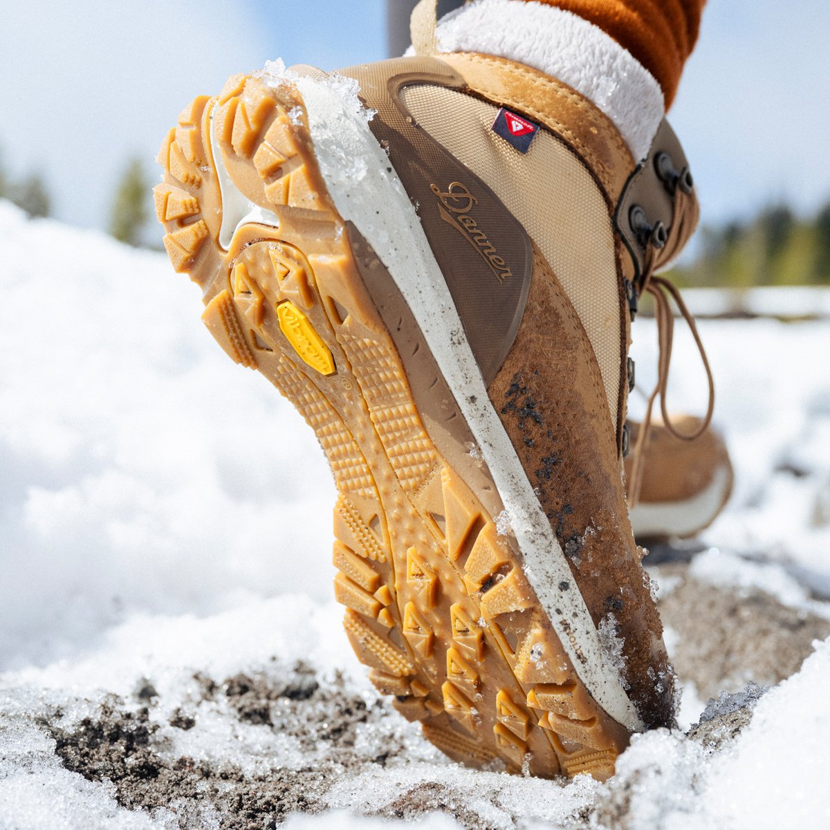 Inquire Winter Bone Brown/Coyote 200G / Danner Value