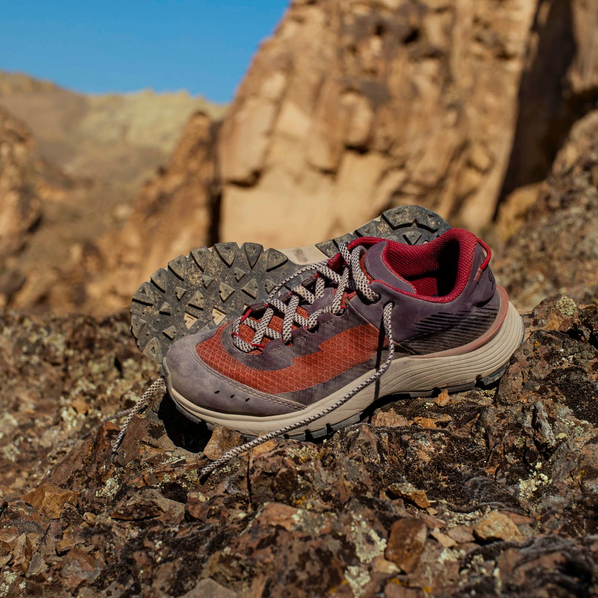 Trail Junction 3" Chocolate/Rhodo Red / Danner Classic