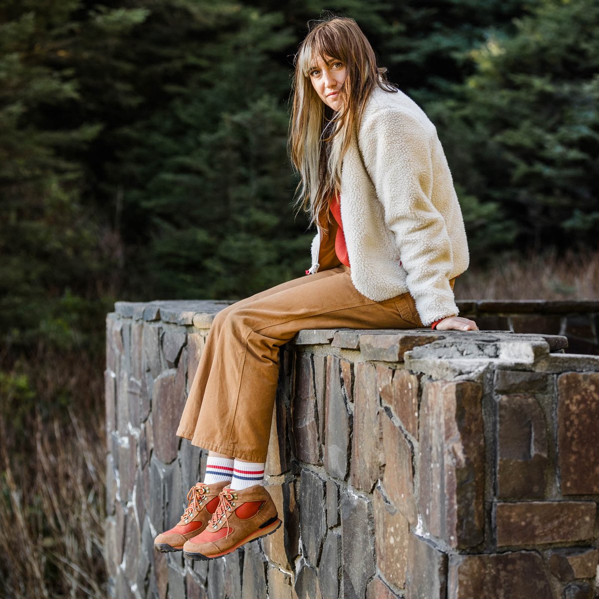 Jag II Brown/Bossa Nova / Danner Featured