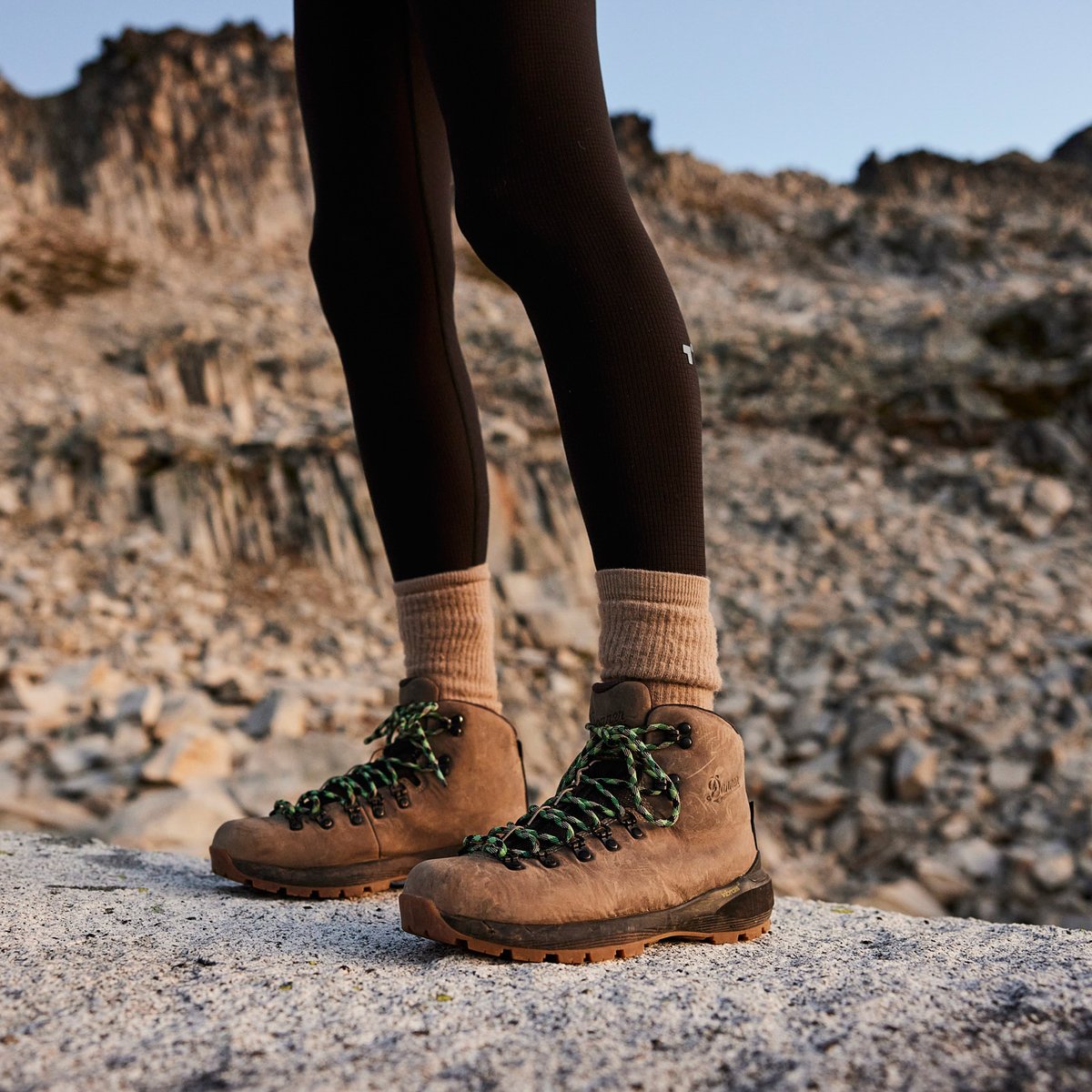 Mountain 600 EVO Tin Gray/Island Green / Danner Featured