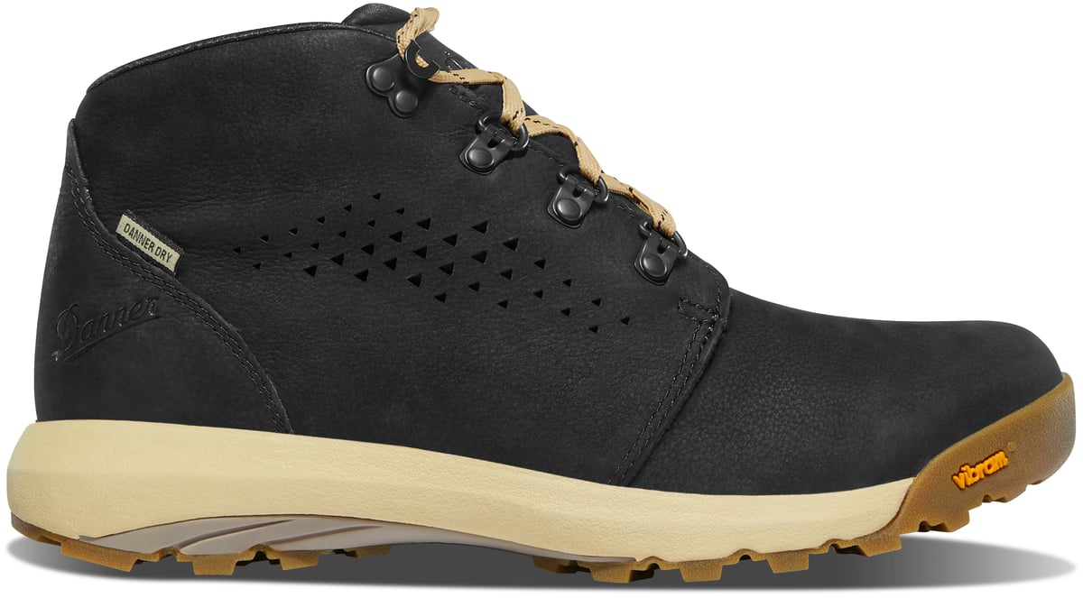 Inquire Chukka Black / Danner Discount