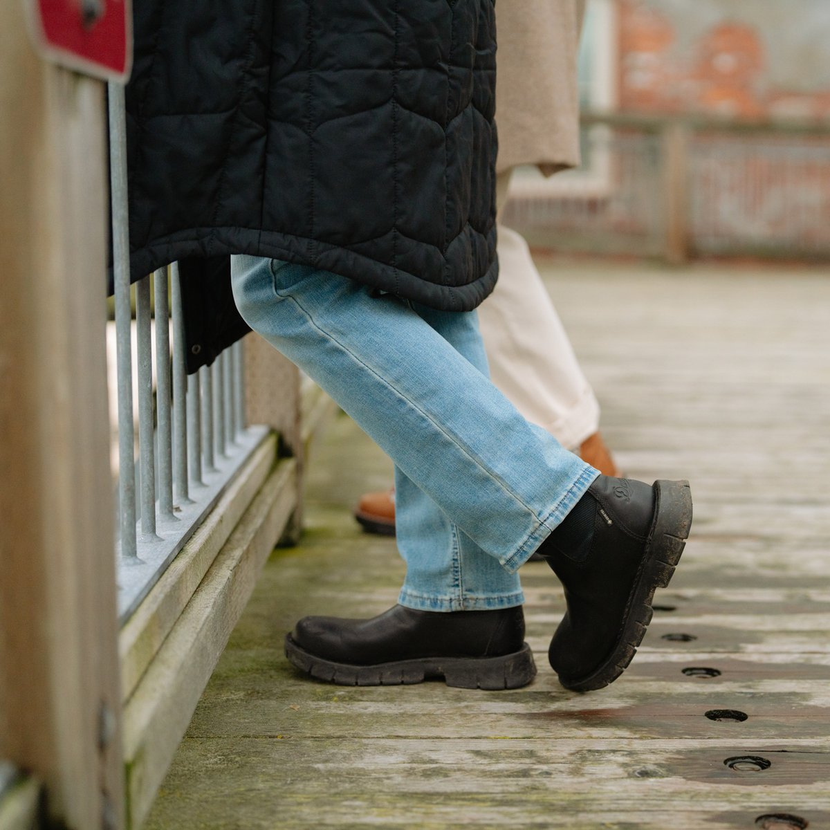 Eastwood Chelsea Black / Danner Hot Sale