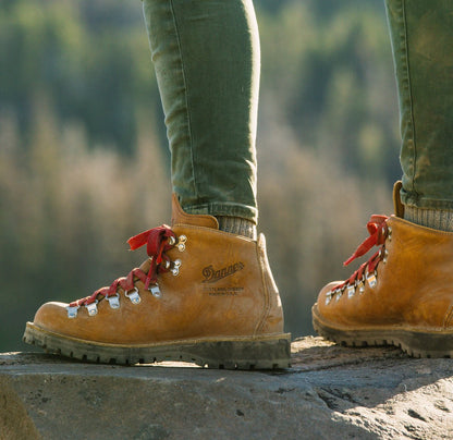 Mountain Light Cascade / Danner Deals